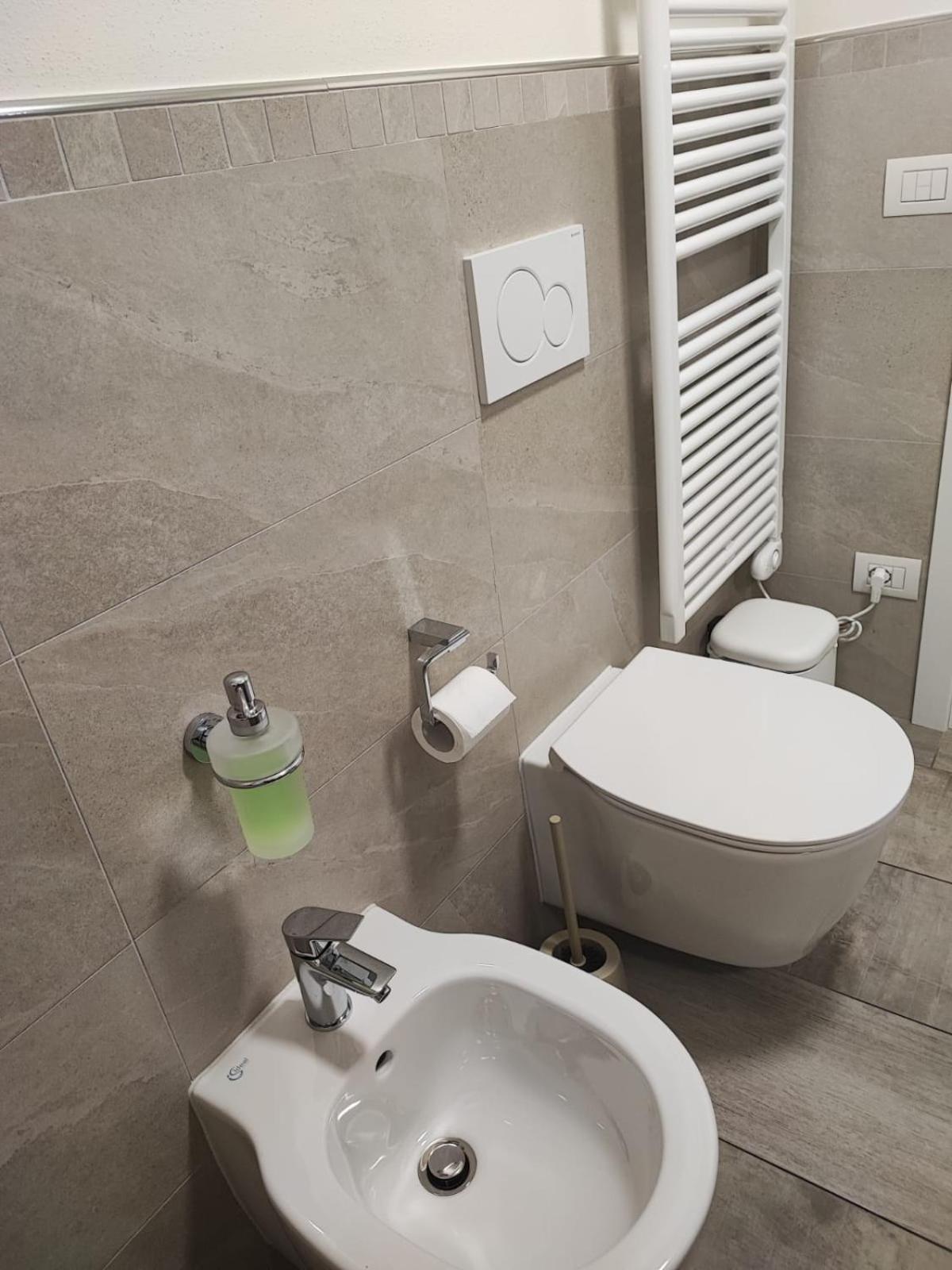 Monte Zucco Relax Self Check In Bed & Breakfast San Pellegrino Terme Ngoại thất bức ảnh
